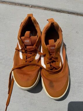 Vans Men’s Ultrarange Rust with White Side Stripe Sneakers